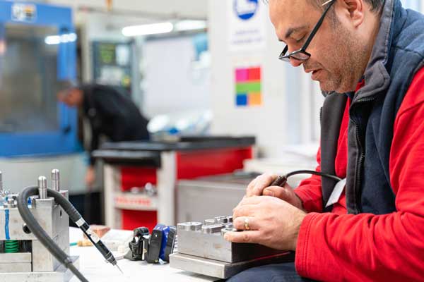 Anchorage welding equipment repair