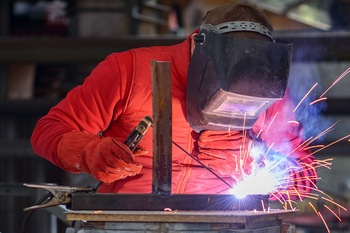 Professional Everett welding equipment repairs in WA near 98201